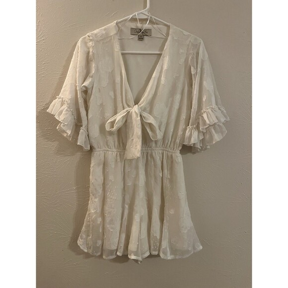 Oak & Trellis White Ivory Romper Lace XS Bridal Wedding Bachelorette Honeymoon - Picture 1 of 5